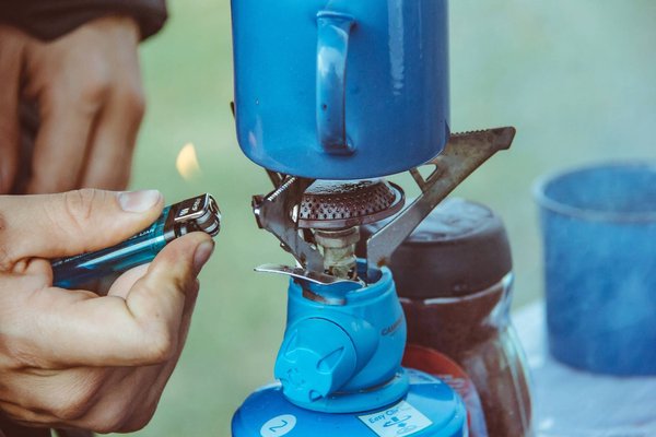Comment bien manger en camping dans un petit village vacances en Ardèche ?