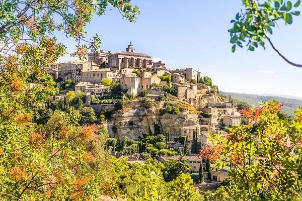Séjours inoubliables en famille : Découvrez le charme d'un petit camping familial dans le Luberon